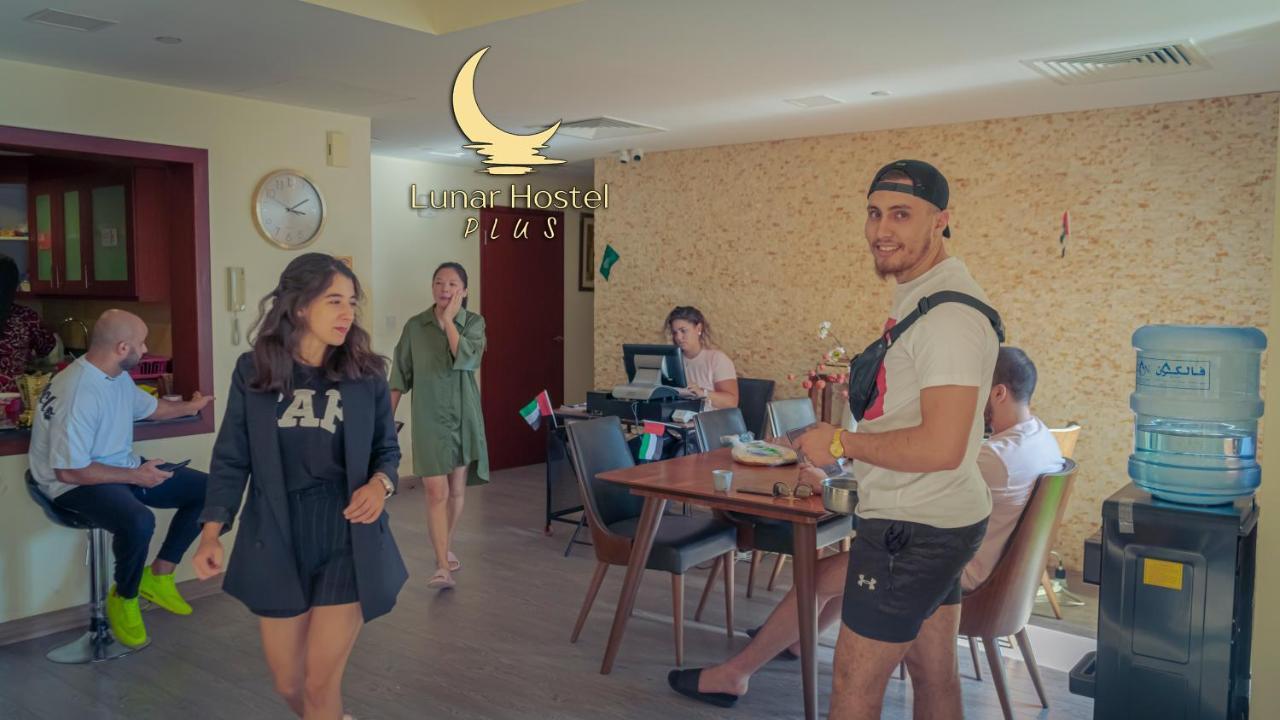 Lunar Hostel Plus Dubai Exterior foto